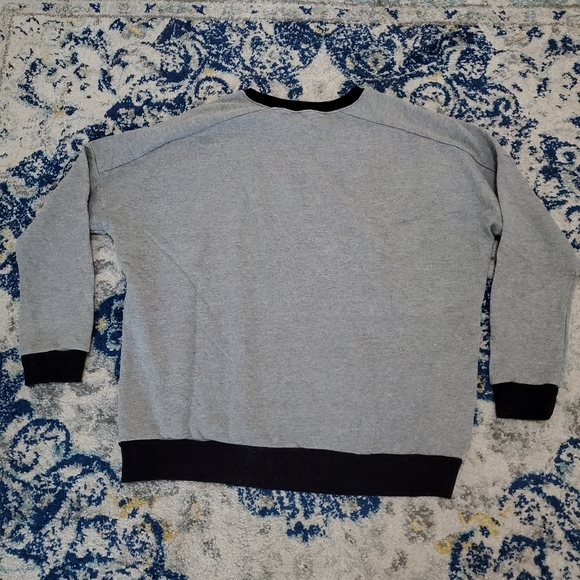 Forever 21 Too Cool Dinosaur Oversize Sweatshirt S - Picture 6 of 6